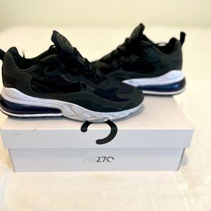 W AIR MAX 270 REACT Black/White